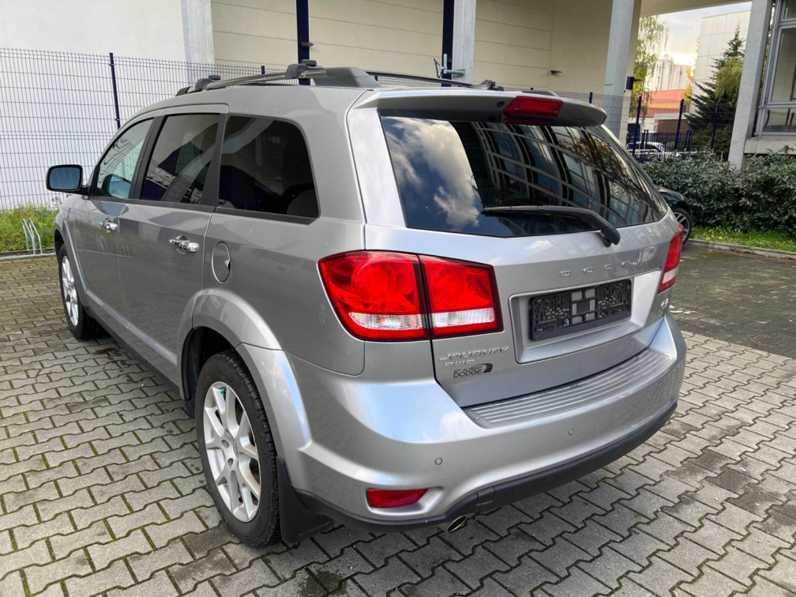 Dodge Journey R/T 3.6 287ch 4x4 - Toit ouvrant - Pneus été - Volant chauffant - Sièges chauffants éléctriques