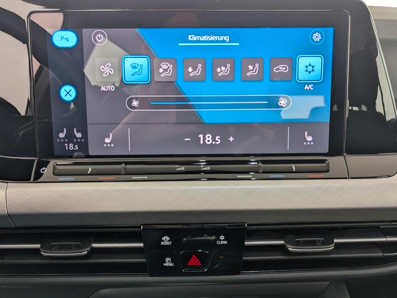 Volkswagen Golf VIII 1.0 TSI Life OPF LED+NAVI+SHZ+RFK+SPUR, миниатюра 18