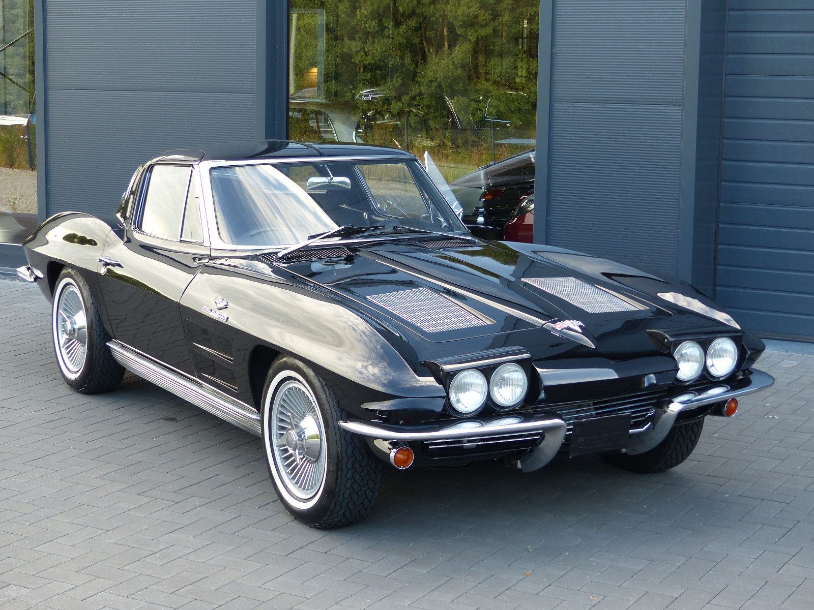 Fahrzeugabbildung Corvette Stingray Splitwindow orig.Fuel Injection