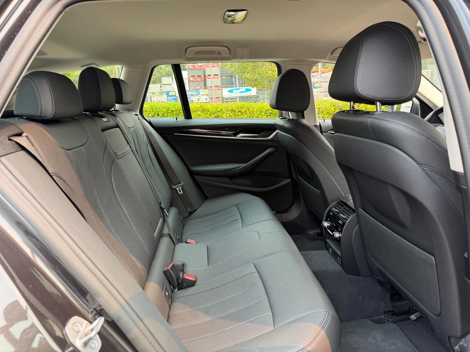 BMW 520 d Touring Garantie*KeyL*Navi*Car Play*Ambien