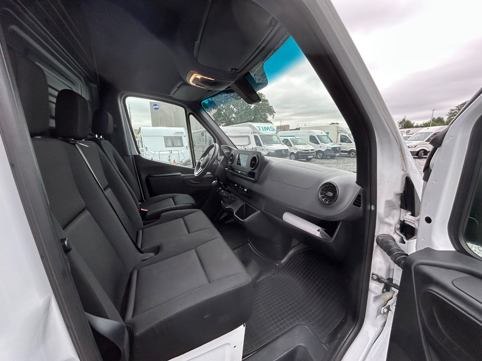 Fahrzeugabbildung Mercedes-Benz Sprinter III  317 CDI  L3 H2 Klima Kamera MBUX