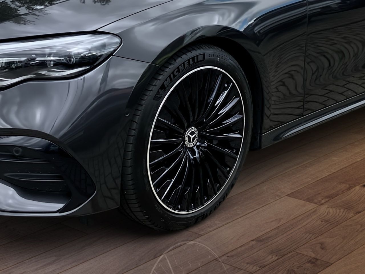 Fahrzeugabbildung Mercedes-Benz E 220 d T AMG AHK Pano Night DigitalL 360° Memor