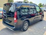 Peugeot Rifter -e GT L2 7-SITZER/KLIMAAUT/SITZH/KAMERA P - mit Elektro-Antrieb: Beheizbare Frontscheibe, Kombi