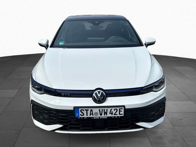 Fahrzeugabbildung Volkswagen Golf GTE MATRIX-LED HUD AREA VIEW DCC TRAVEL ASS