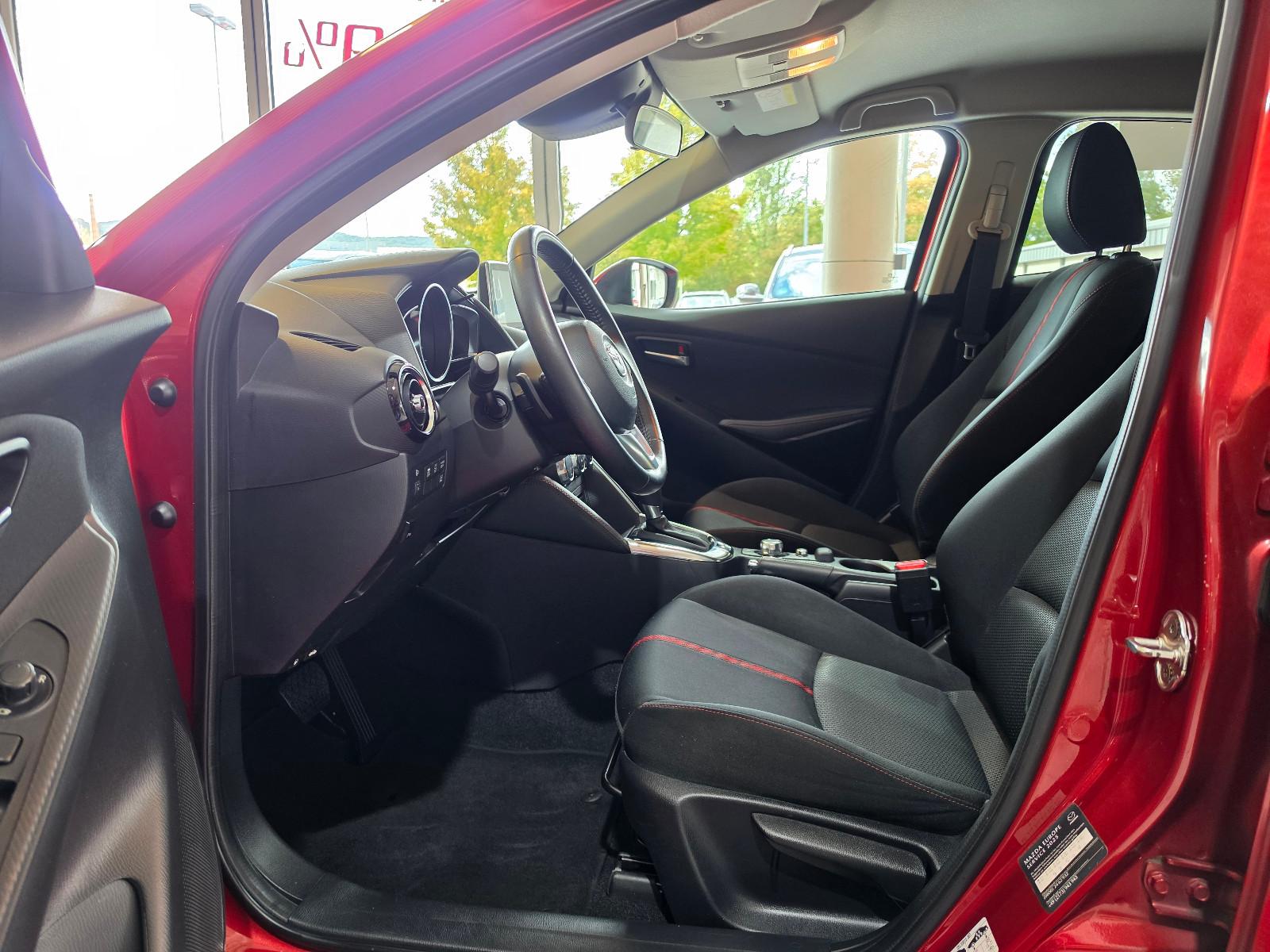 Mazda 2 Lim. Sports-Line+NAVI+SHZ+KLIMAAUTO.+