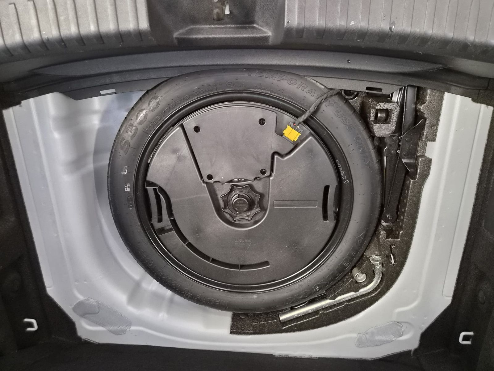 Fahrzeugabbildung CUPRA Leon VZ / PANO / LED / KAMERA / NUR 42TKM