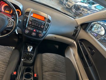 MYAUTOCENTER – Gebraucht- und Jahreswagen mit Werkstattservice in Pfaffenhofen Kia cee´d Sportswagon Vision*2. Hand*Klima*AHK*SHZ*