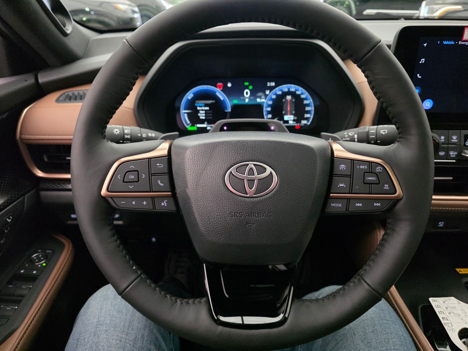 Fahrzeugabbildung Toyota GRAND Highlander Platinum Max T1: 68.000 EURO
