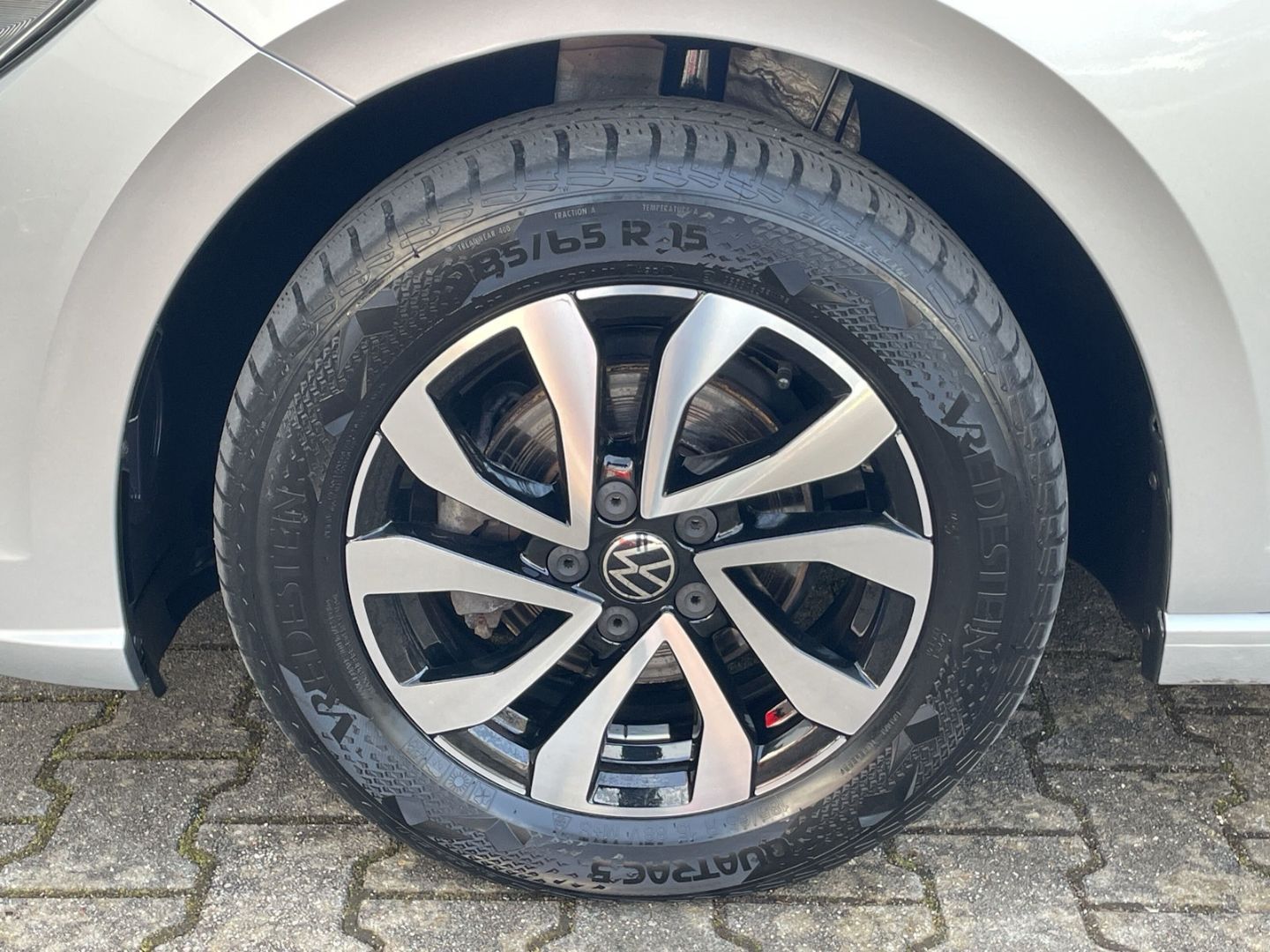 Polo 1.0 TSI DSG Active Kamera/Keyless/Navi/LED/