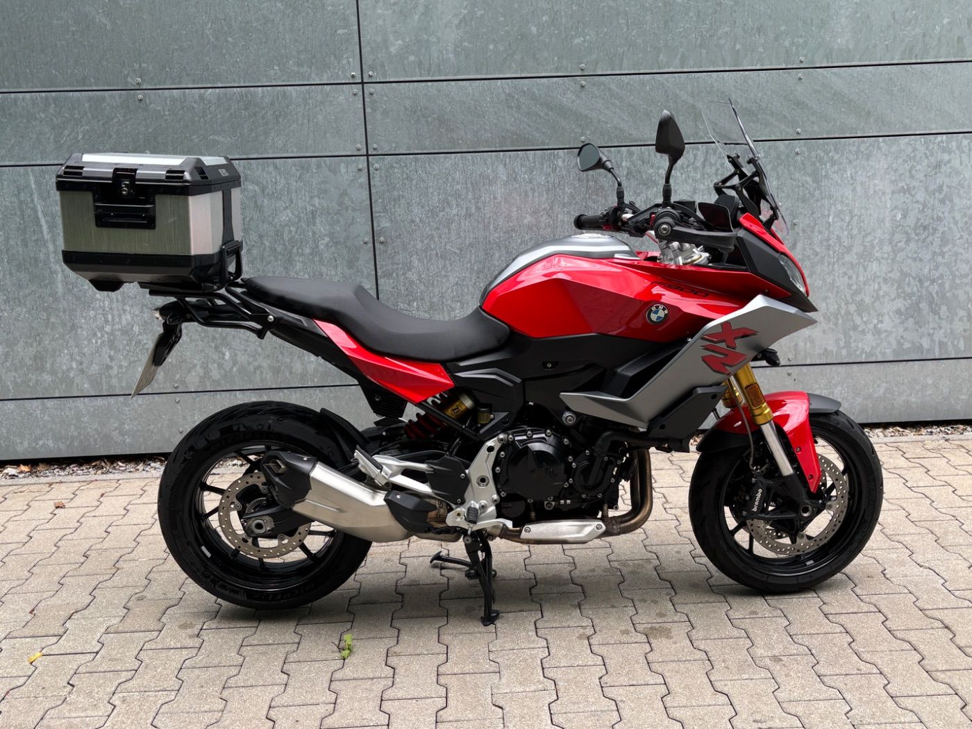 Fahrzeugabbildung BMW F 900 XR A2
