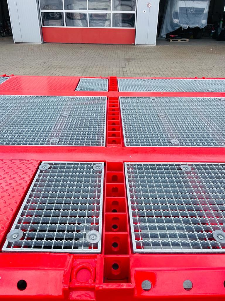 Fahrzeugabbildung Andere Wiese Stufensattel Tieflader mit Kran Fassi F545