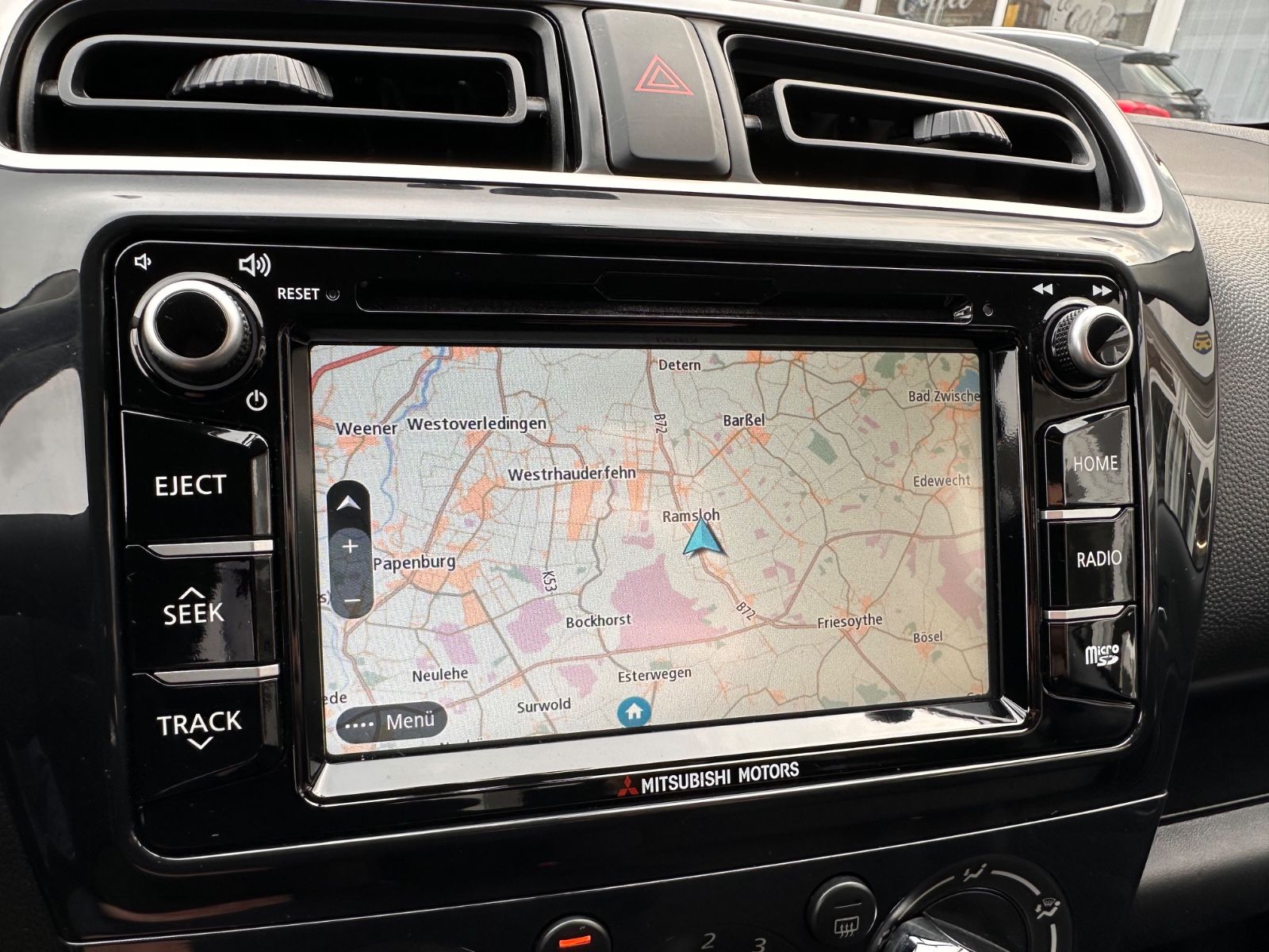 Fahrzeugabbildung Mitsubishi Space Star Edition 100+ Navi/SHZG/Klima/BT/PDC