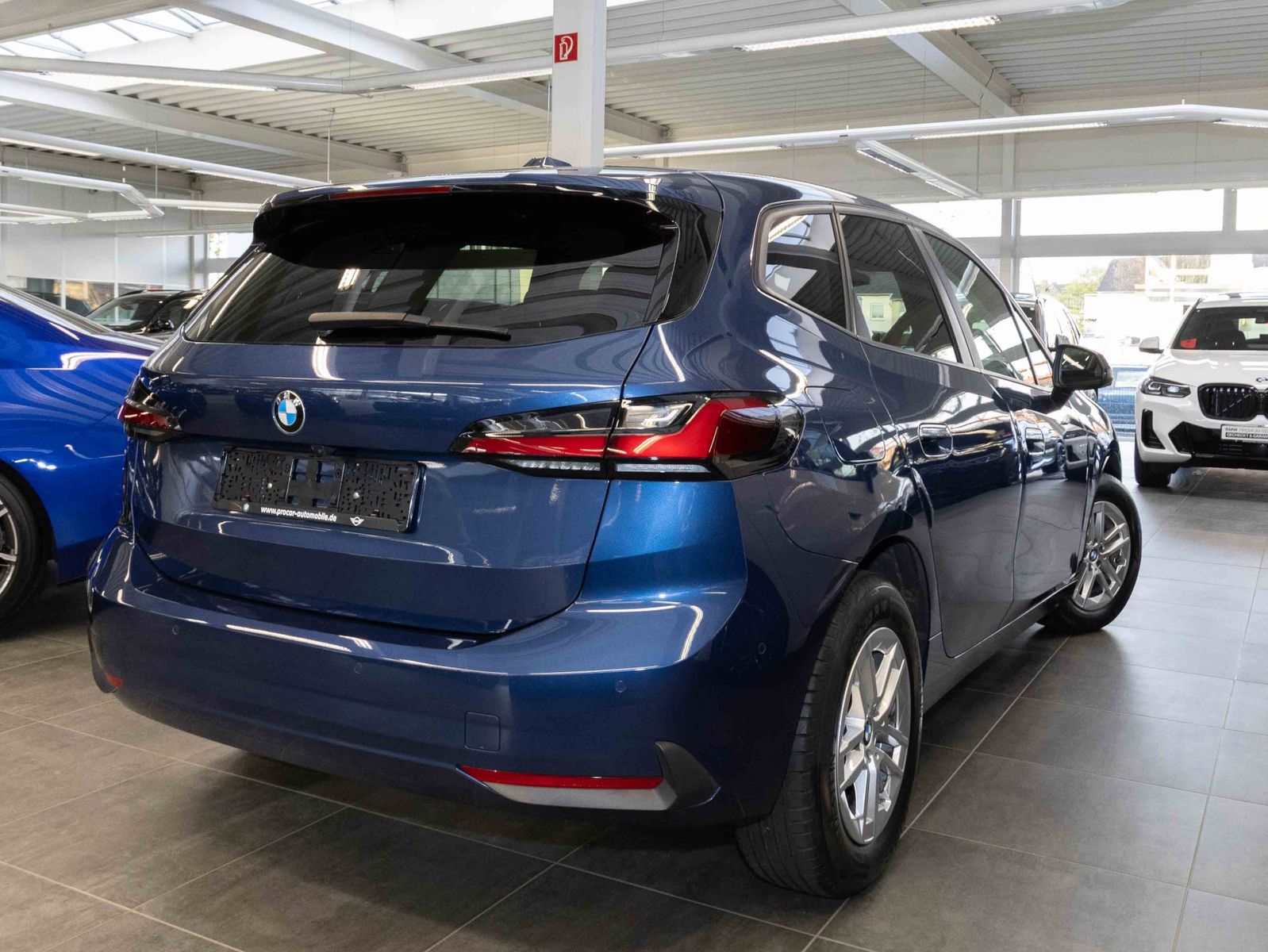BMW 218 Active Tourer - Bild 2
