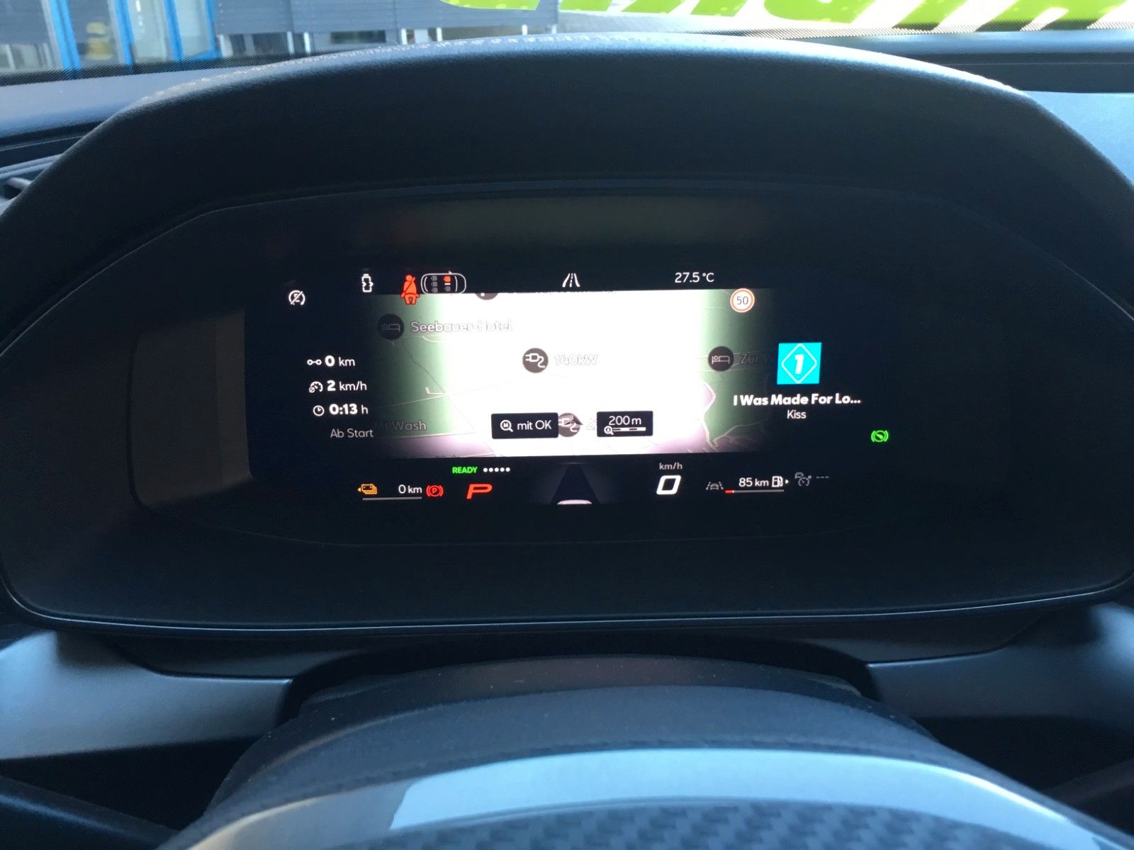 Fahrzeugabbildung CUPRA Leon 1.5 E-HYBRID DSG Sportstourer+AHK+Kamera+18