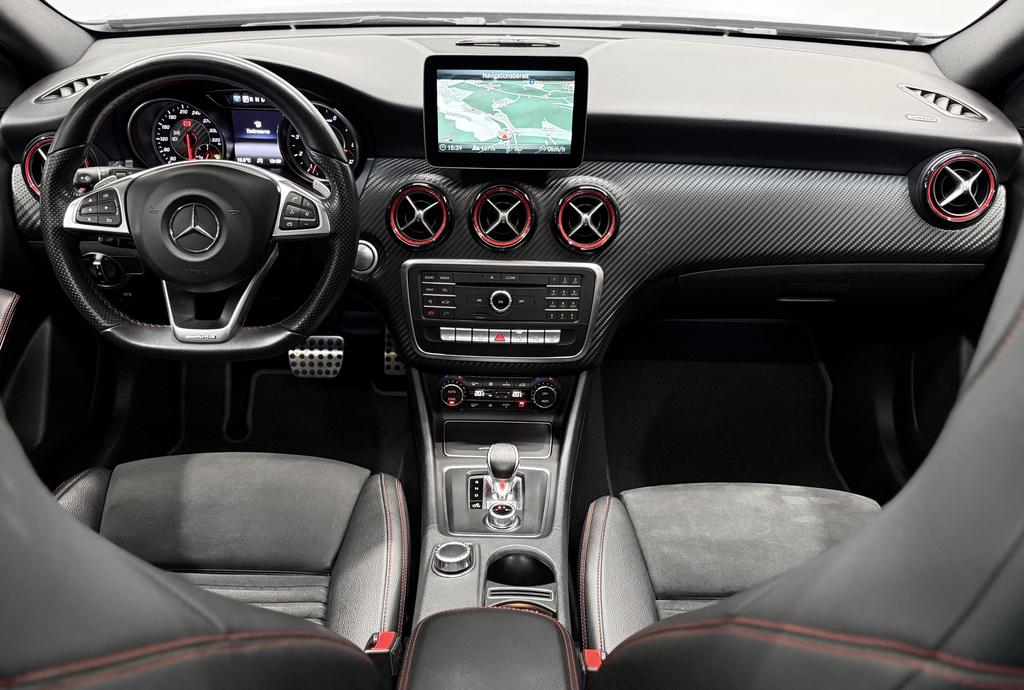 Mercedes-Benz A 45 AMG