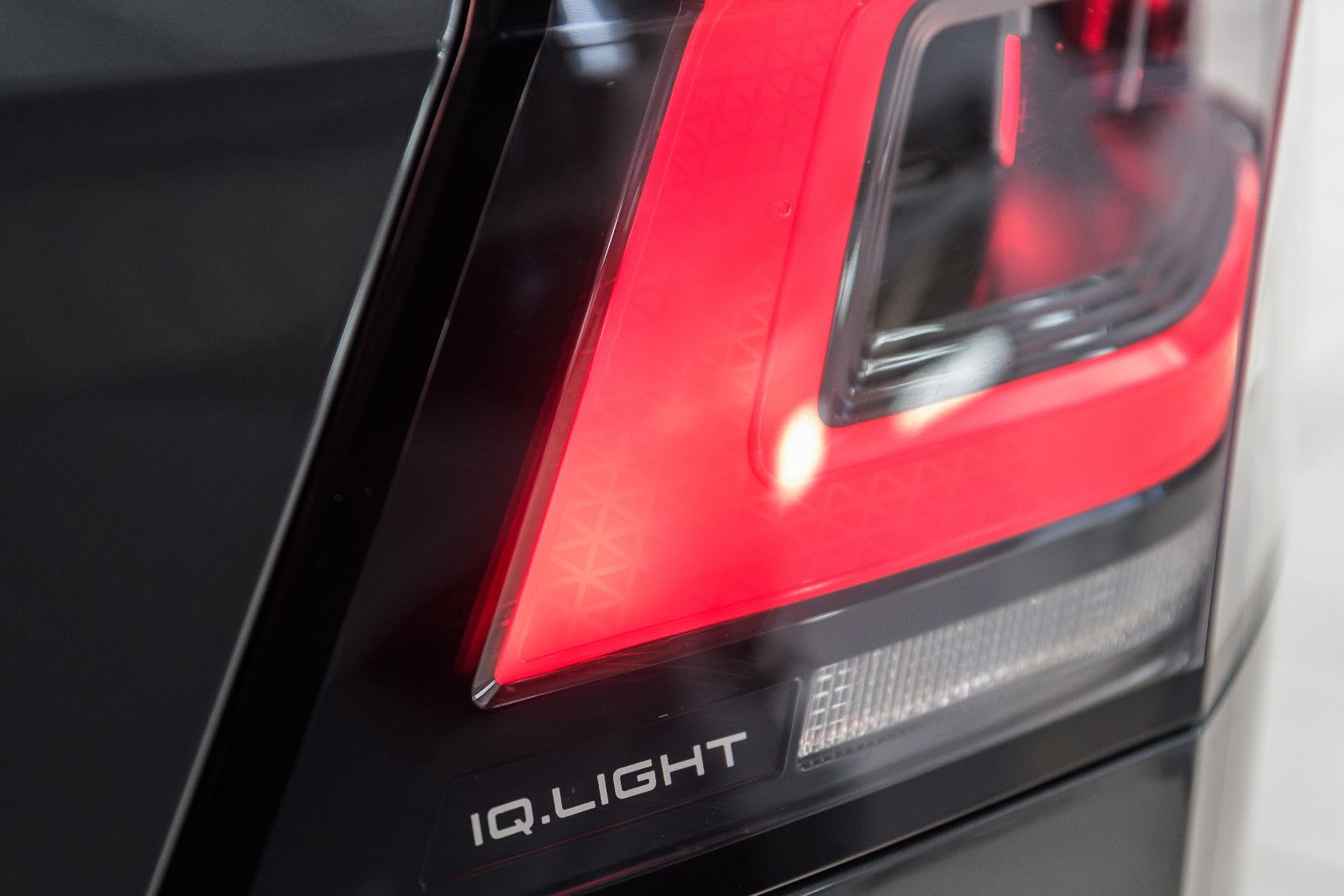 Fahrzeugabbildung Volkswagen Golf VIII Variant Goal 2.0TDI IQ-LED+AHK+360°KAM