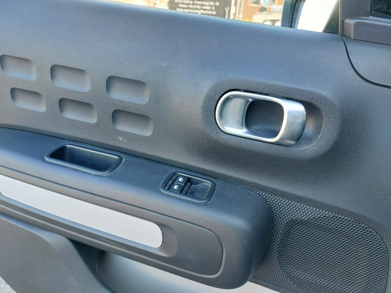 Citroën C3 Feel 1.2VTI Zahnriemen neu!