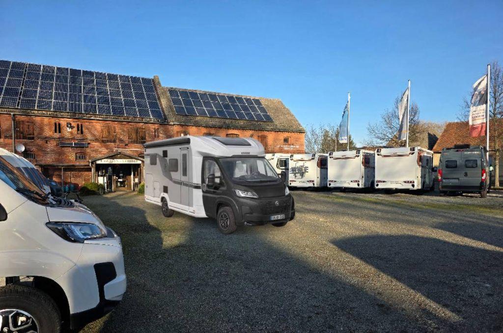 Knaus L!VE WAVE 650 MEG Black Selection Live BLACK SEL