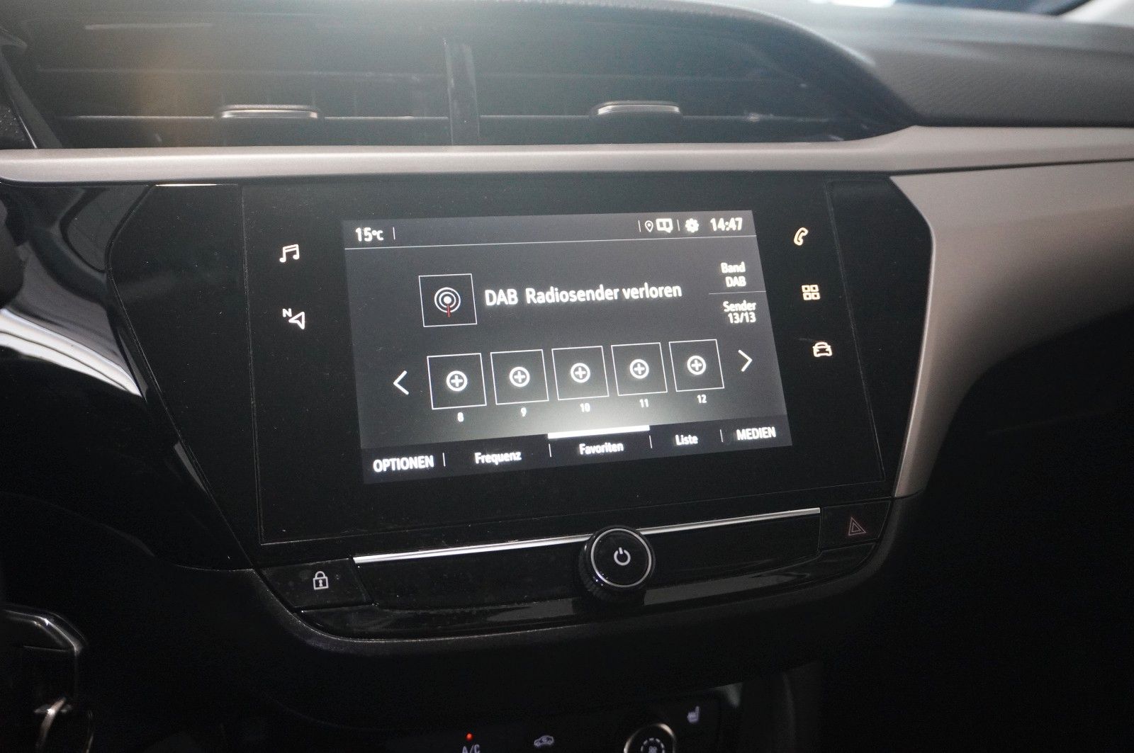 Fahrzeugabbildung Opel Corsa F 1.2 EDITION NAVI/SHZ/SPORT/PDC/TEMP./DAB