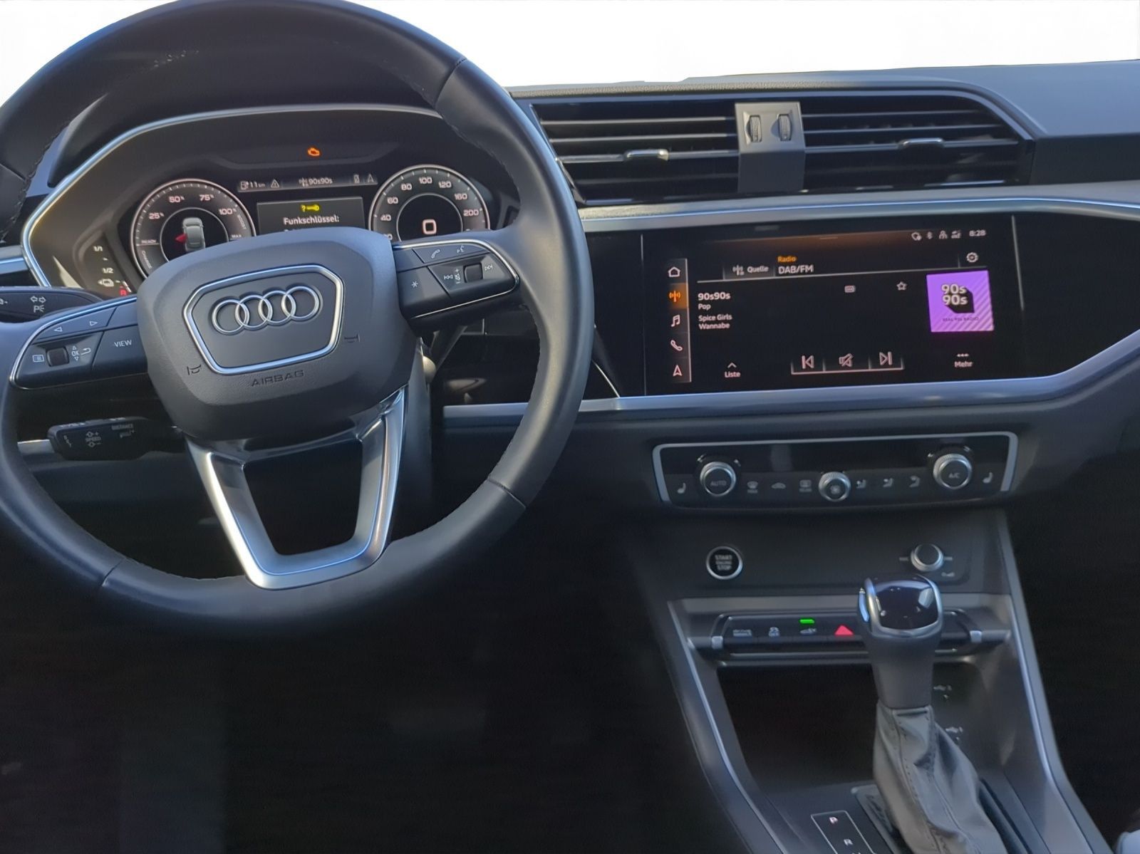 Audi Q3 Sportback 45 TFSI S-line AHK Matrix Sonos DSG foto 4