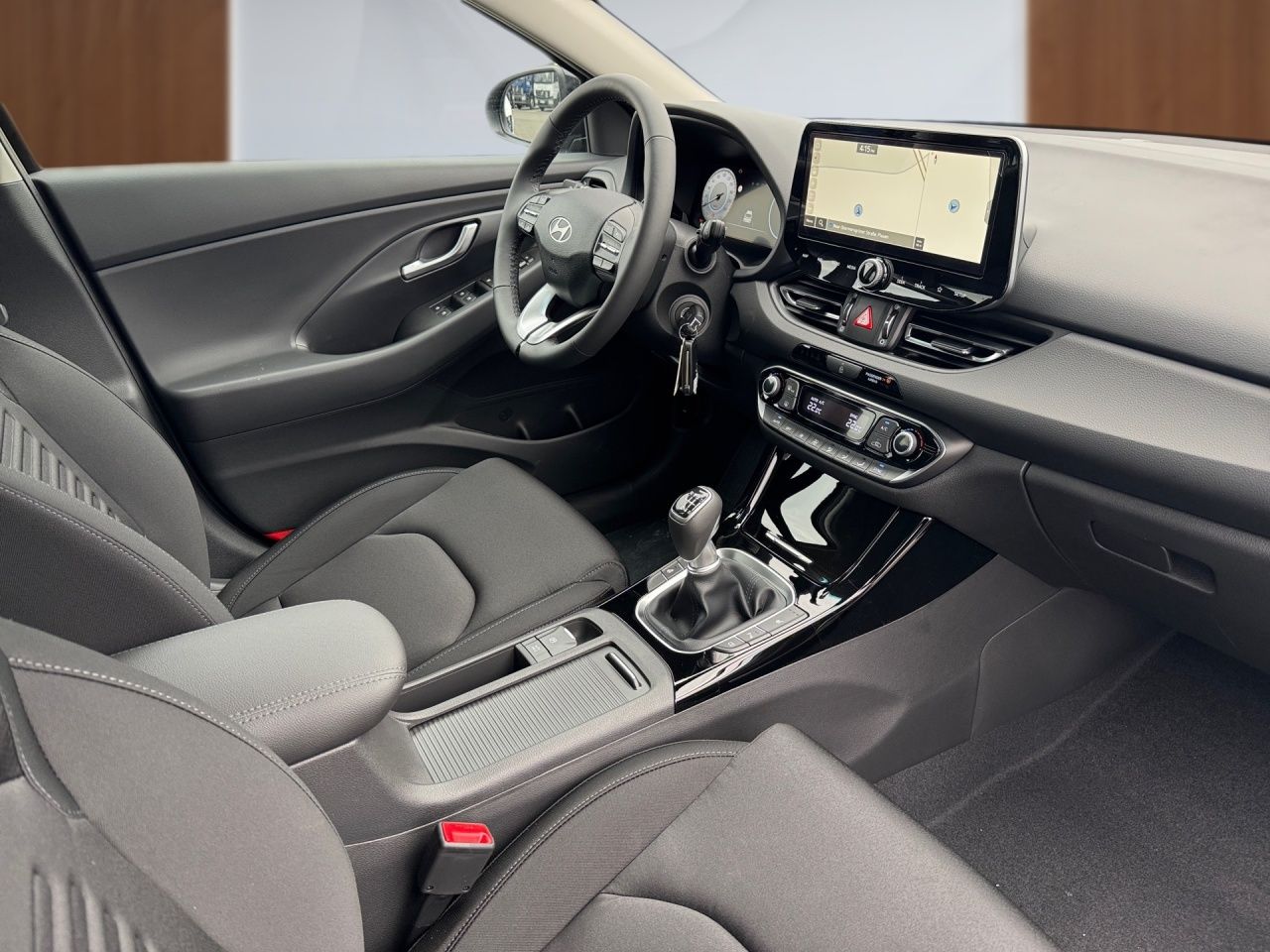Fahrzeugabbildung Hyundai i30 ADVANTAGE LED*SHZ*LHZ*KAMERA*NAVI*USB*2Z-KL*