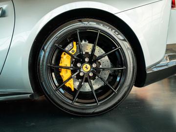 2018 Ferrari 812 缩略图 12