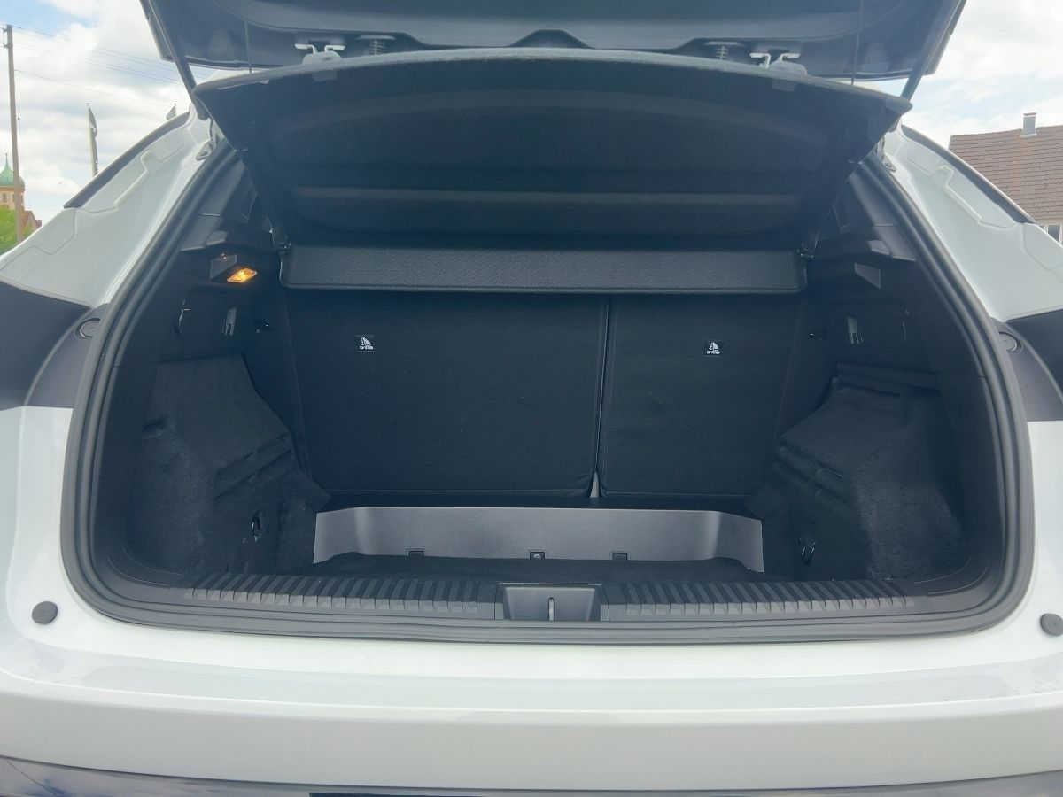 Fahrzeugabbildung Renault Austral Evolution Mild Hybrid 160 Automatik SHZ