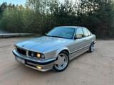 BMW E34 525i m50b25 - BMW 525 aus 1992: 525i