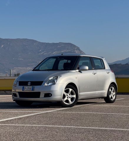 Suzuki Swift 1.3 CAMBIO AUT. SOLO 113.000km