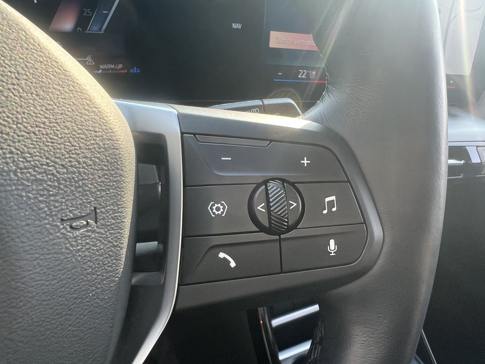 BMW X1 xDrive20d Driv.Ass.Plus LED AHK foto 15