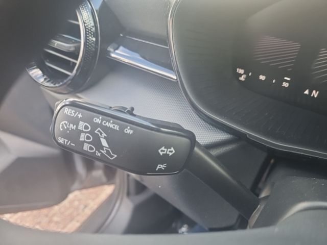 Fahrzeugabbildung SKODA Fabia 1.0 TSI Essence KLIMA TEMPOMAT LED