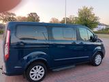 Ford Tourneo Custom Titanium 8 Sitzer +  AHK - Hybrid (Diesel/Elektro): Kleinbus