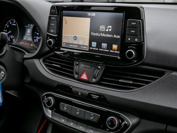 Hyundai i30 1.4 Select Kamera Navi Spurhalteassistent