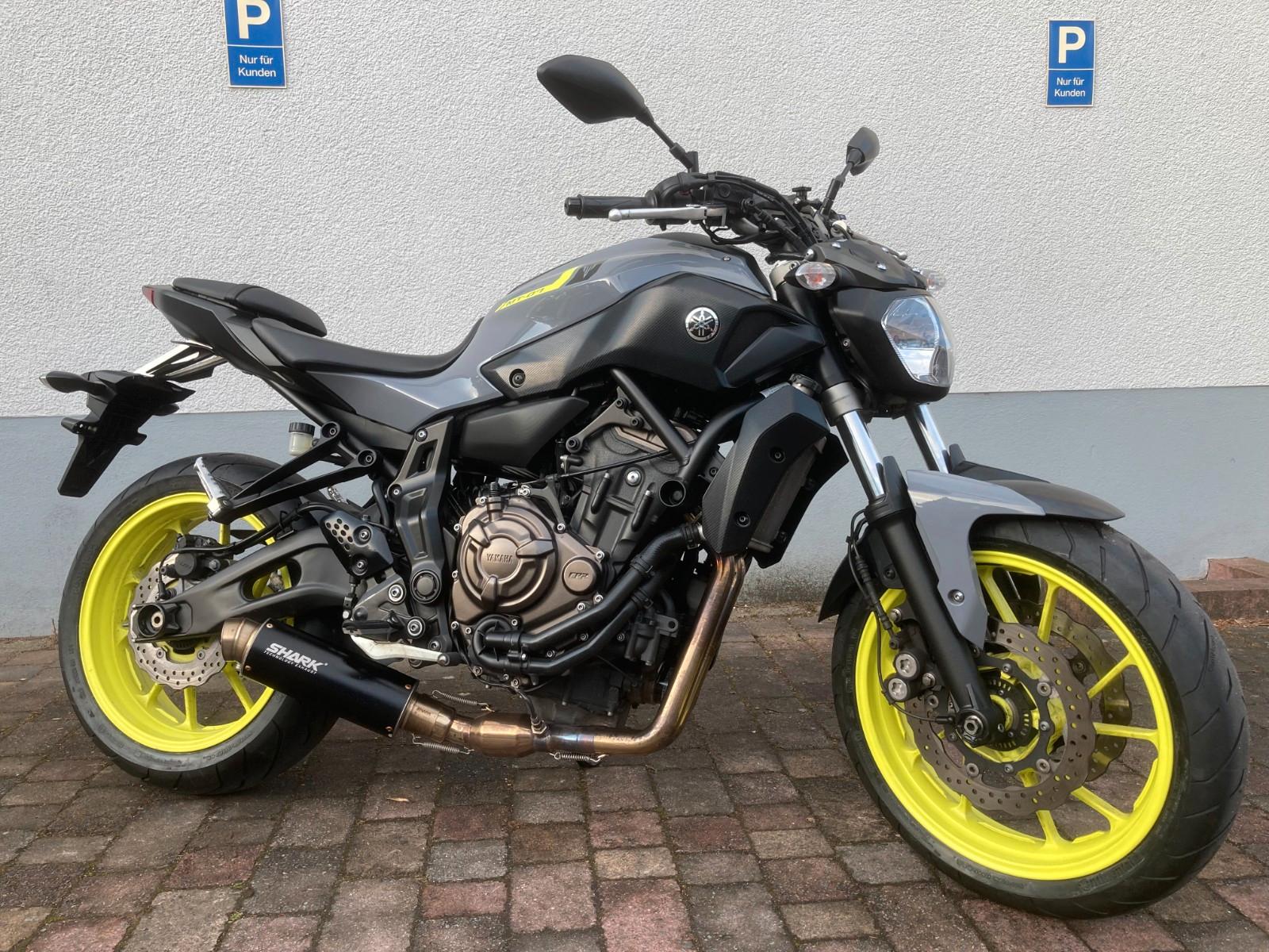 Yamaha MT07