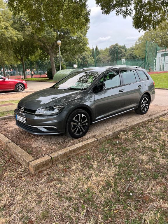 Image of Volkswagen Golf