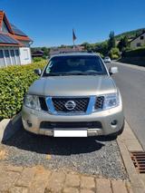 Nissan Pathfinder 3.0 V6 dCi DPF LE 4WD Automatik LE - Nissan Pathfinder: 3.0