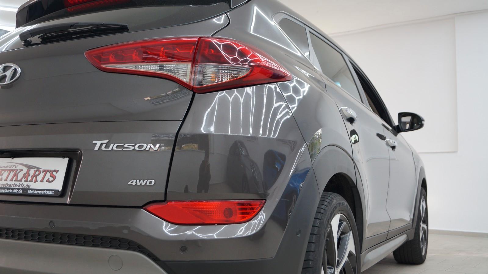Hyundai Tucson Premium 4WD Automatik Kamera LED PDC BC