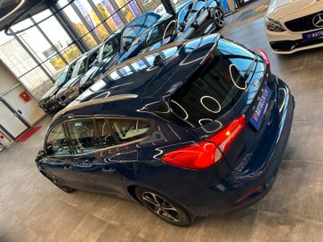 Ford Focus Turnier Cool & Connect*Spurhalte*LED*Navi*