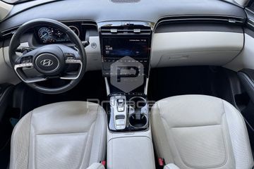 Hyundai TUCSON - 11