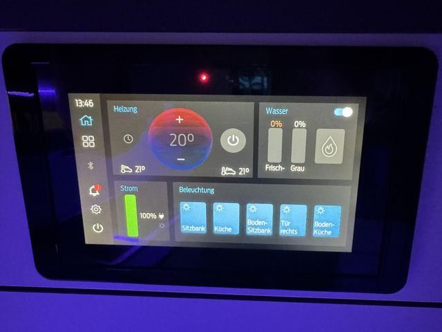 Fahrzeugabbildung Ford Tourneo Custom 2.0 320 L1 Nugget Titanium