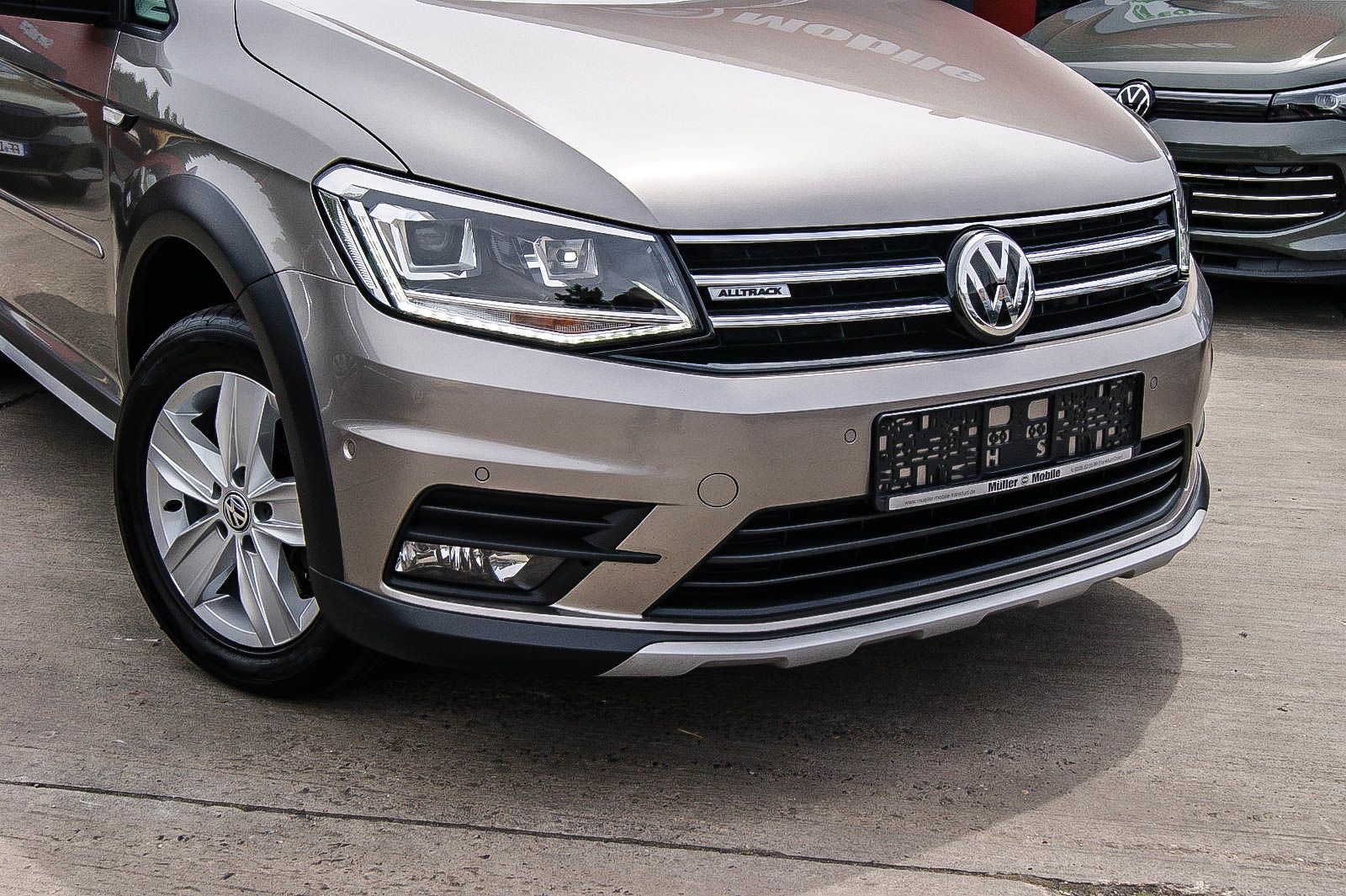 Fahrzeugabbildung Volkswagen Caddy 2.0 TDI 4MOTION Alltrack Bi-XENON PLA Allt