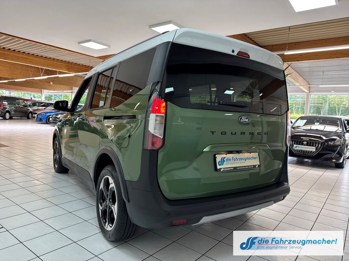 Fahrzeugabbildung Ford Tourneo Courier Active Navi ACC Klimaautom DAB S