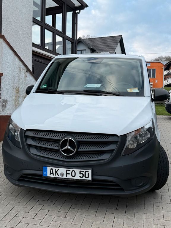 Image of Mercedes-Benz Vito