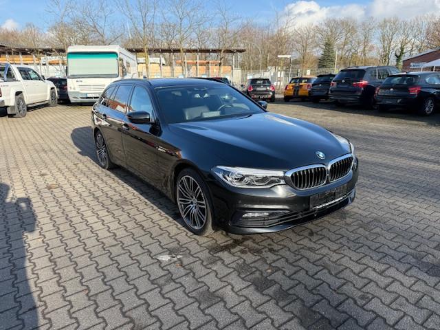 BMW 530d Touring xDrive Sport Line Headup 360° Pano
