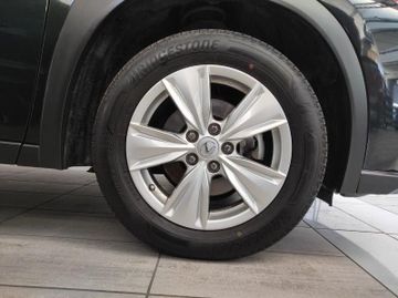 Lexus UX - 4