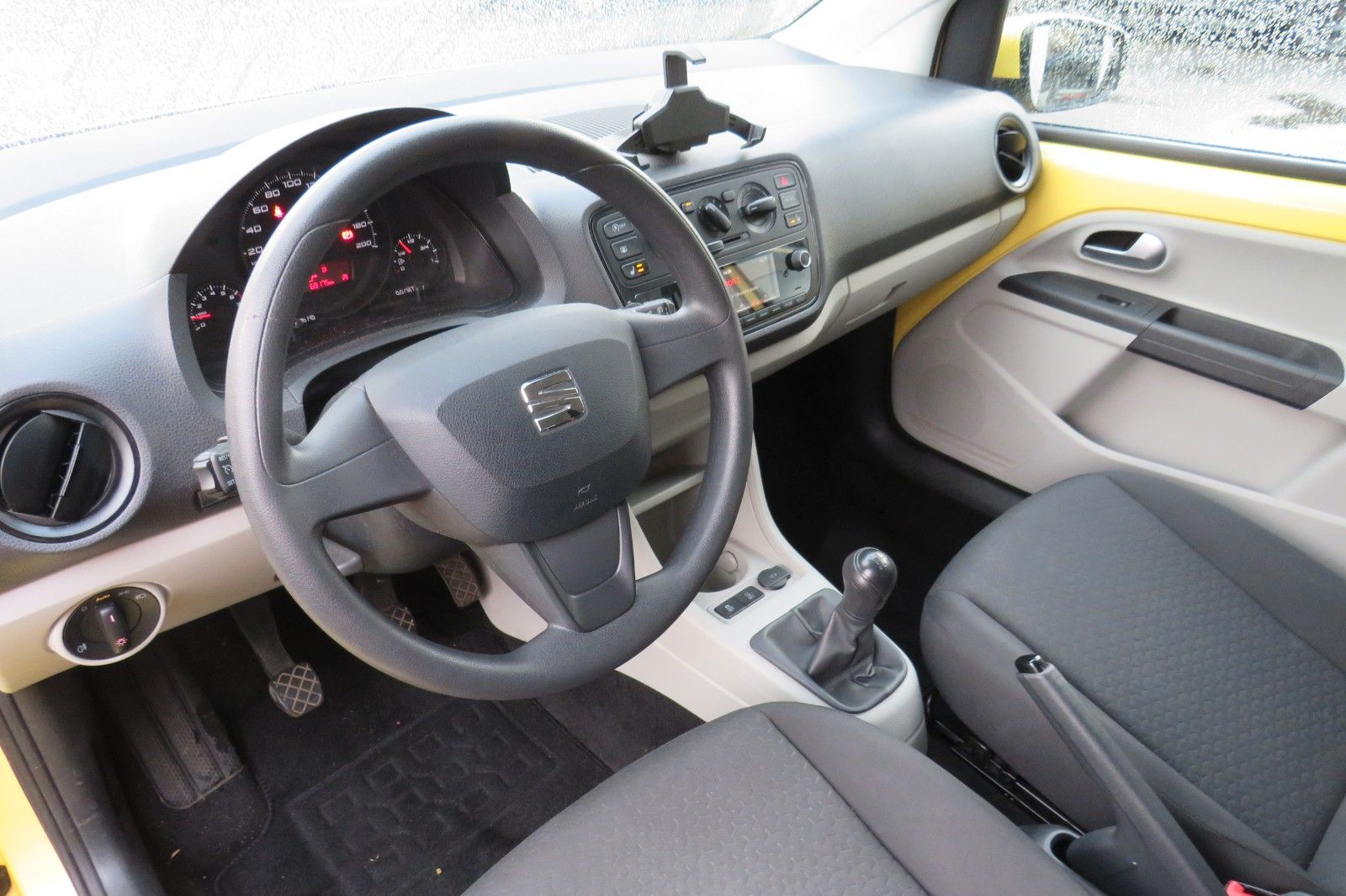 Fahrzeugabbildung SEAT Mii Style KLIMA SITZH. MAPS&MORE ASSISTENT-PA.