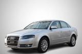 Audi A4 Limousine 1.8 T quattro Klima AUDI Scheckheft - Audi A4 aus 2004: 1.8