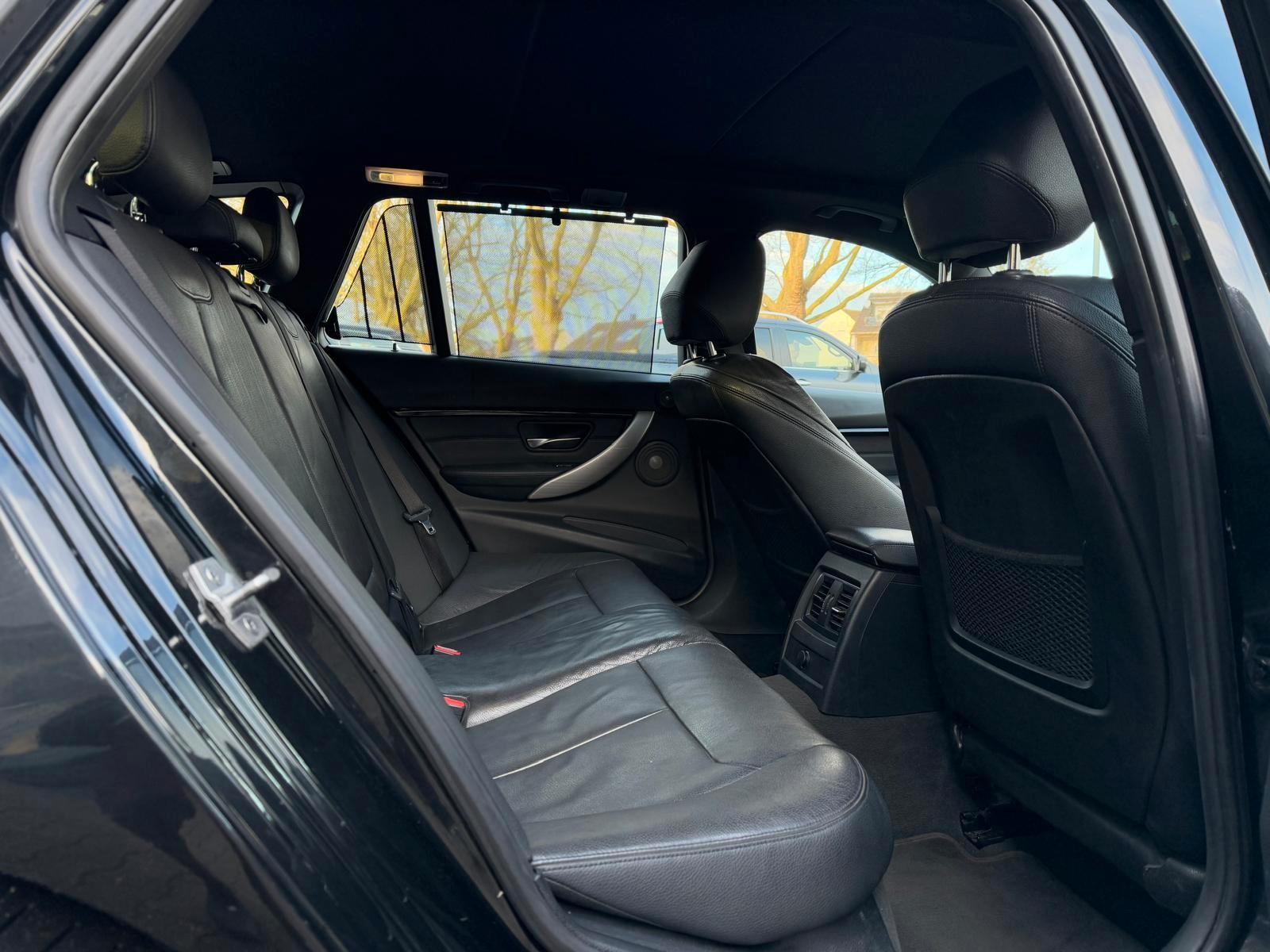 BMW 3 Touring 340 i xDrive Sport Line*PANO*H/K*