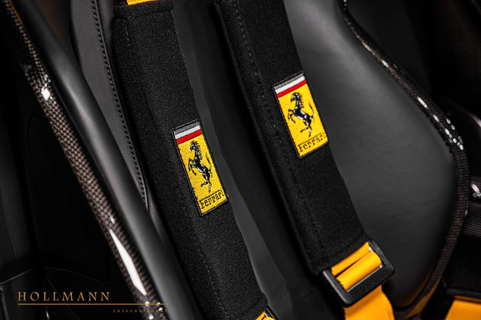 Ferrari SF90 Stradale + CARBON RACING SEATS + FIORANO