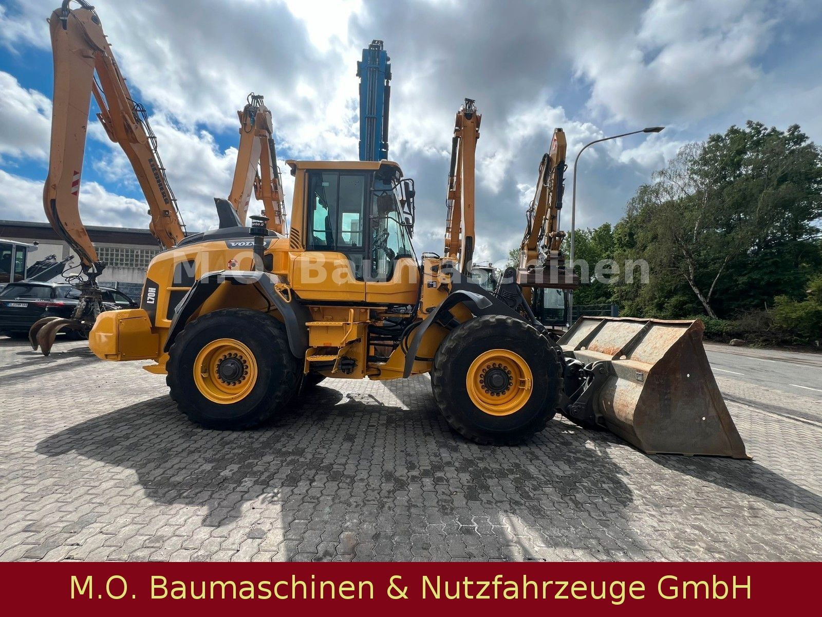 Fahrzeugabbildung Volvo L 70 H / SW / 3 Steuerkreis /AC /BSS/ZSA/ Waage/